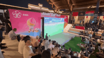 利赢汇 火爆！天上村前“苏超”狂欢夜，啤酒烧烤小龙虾和水蜜桃都来了！